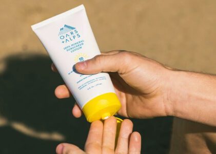 20 Best Mineral Sunscreen For Sensitive Skin In 2023